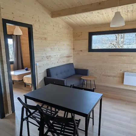 Cabanes Et Lodges Du Belvedere Serrieres-sur-Ain Exterior photo
