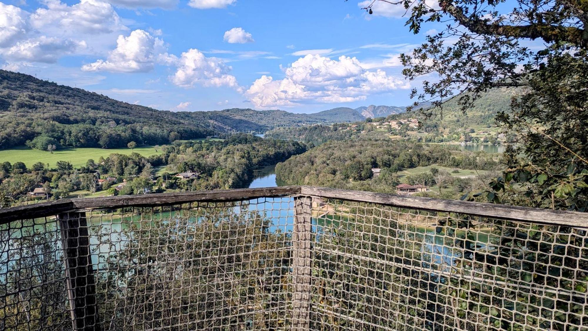 Lodge Et Du Belvedere Serrieres-sur-Ain
