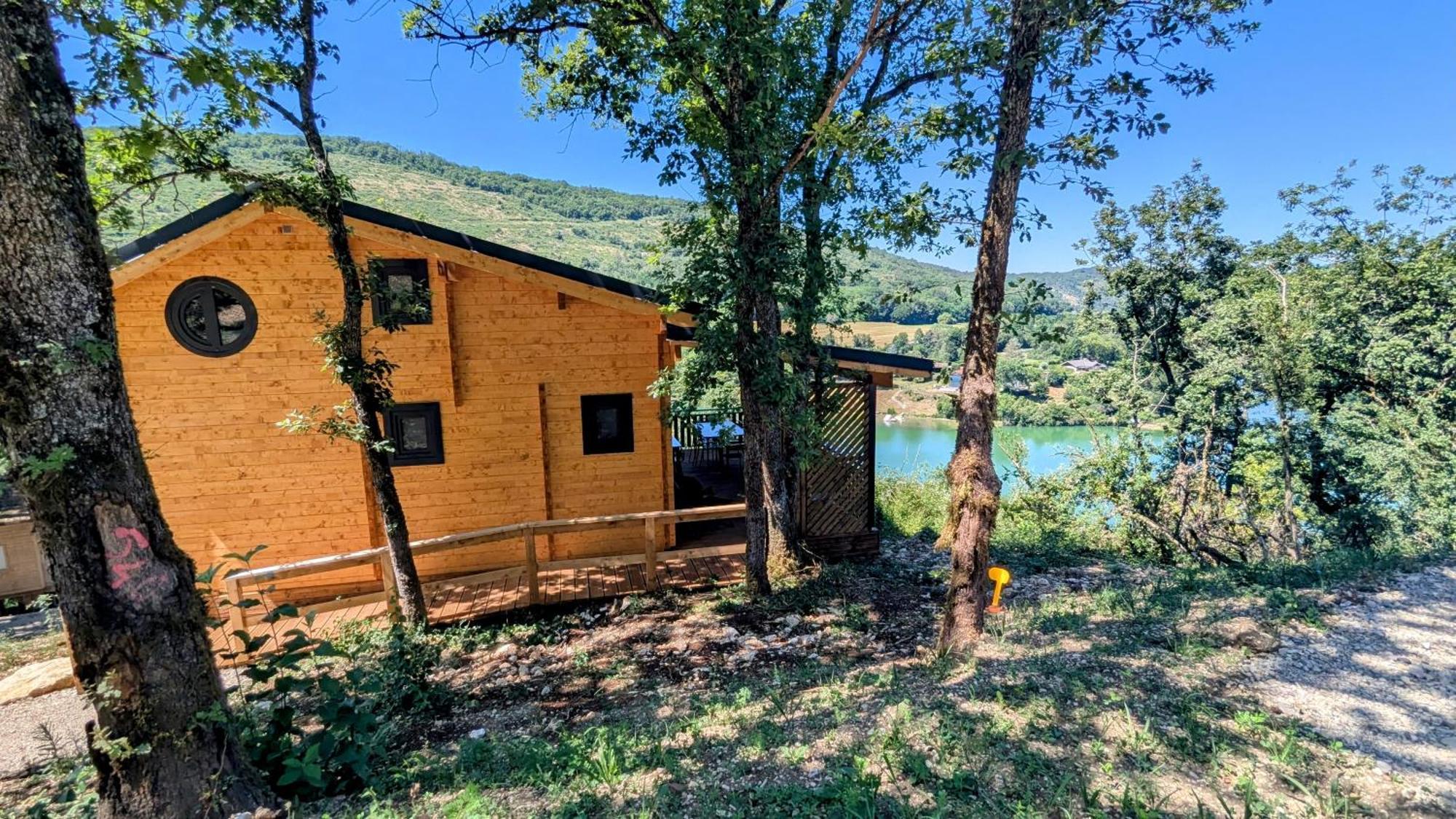 Et Du Belvedere Lodge Serrieres-sur-Ain